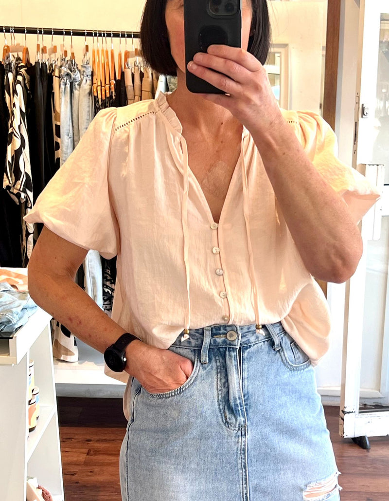 Paris Bulb Sleeve Button Down Top in Blush