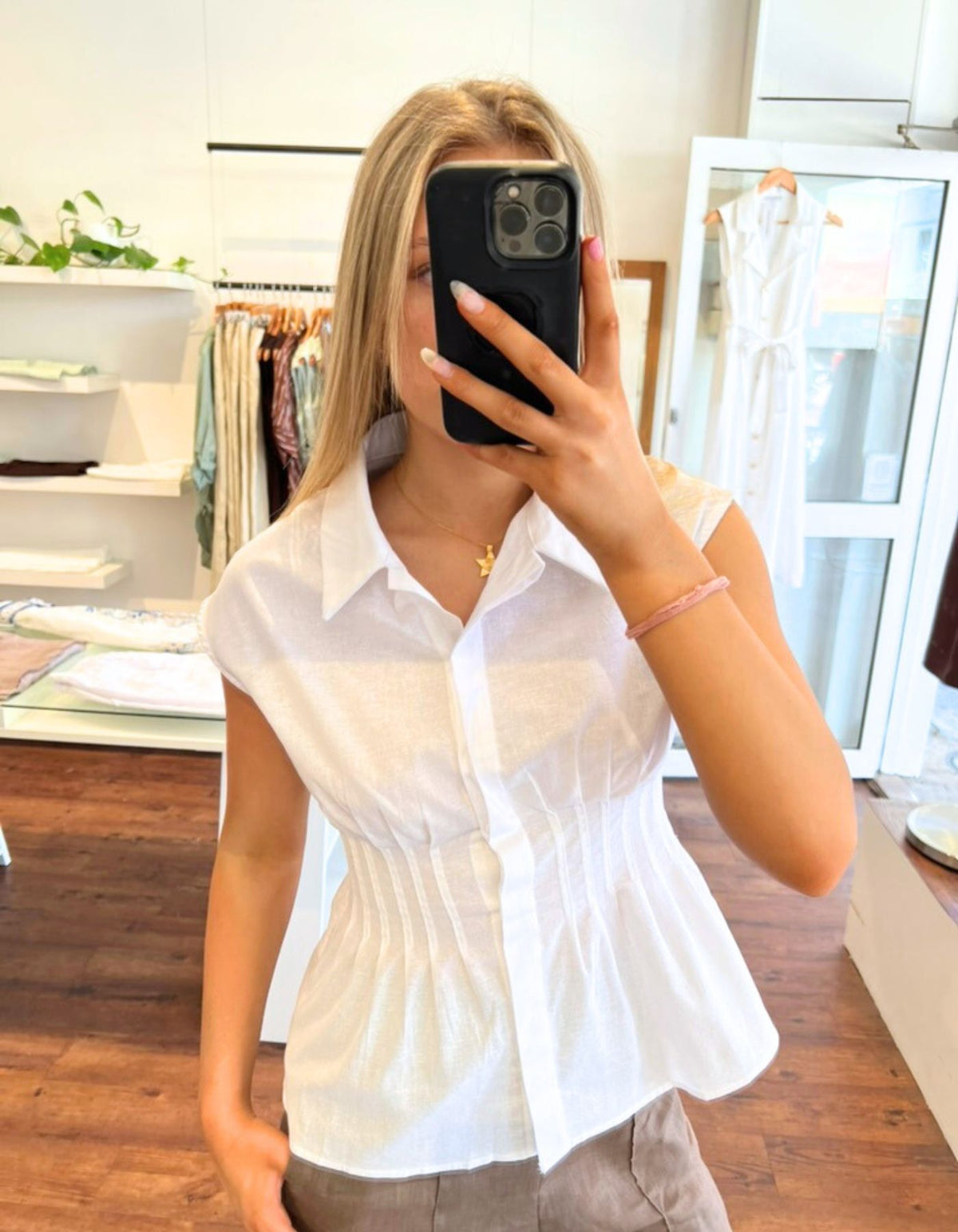 Elsie Sleeveless Top in White
