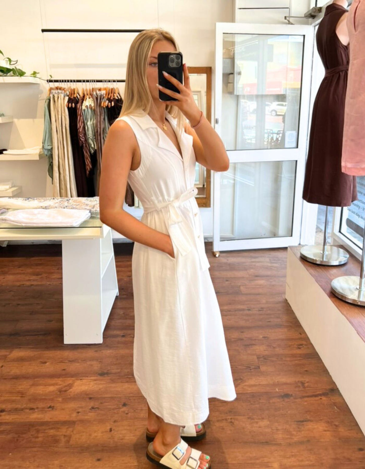 Tara Sleeveless Shirt Dress in White