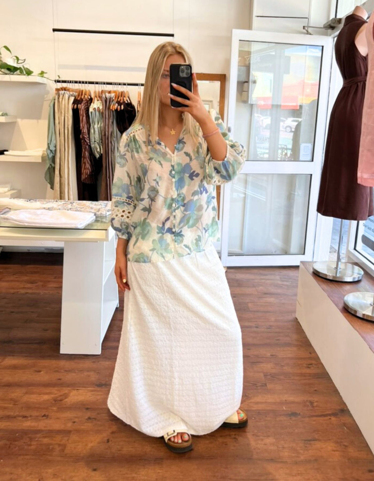 Arin Button Down 3/4 Sleeve Top in Blue Floral