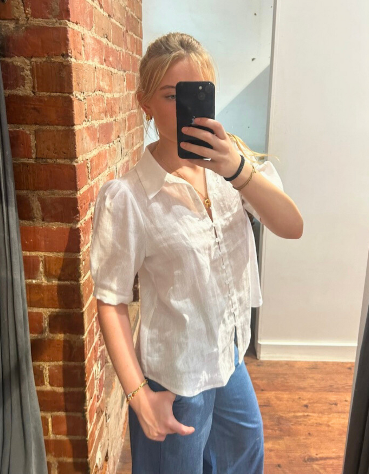 Vera Linen-Cotton Button Up Short Sleeve Top in White