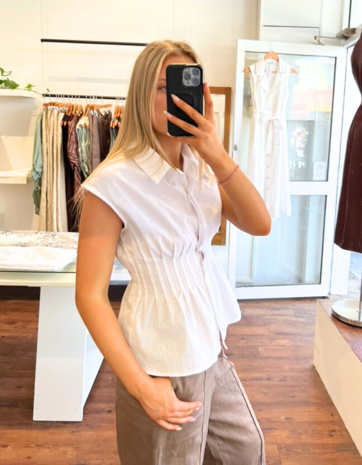 Elsie Sleeveless Top in White