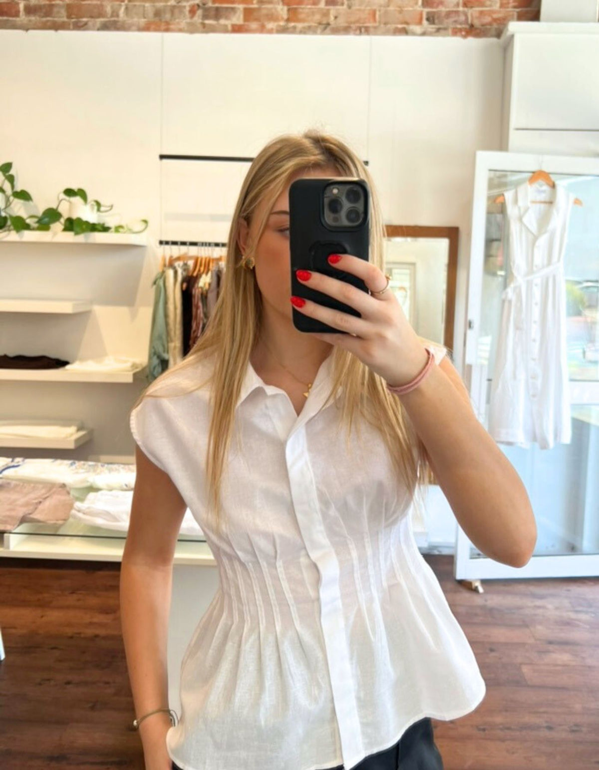 Elsie Sleeveless Top in White