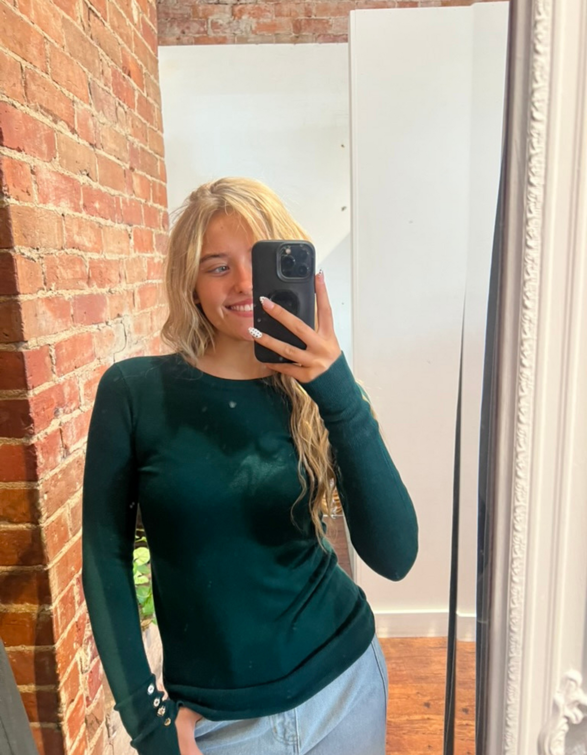 Arlo Crew Neck Button Cuff Knit Top in Green