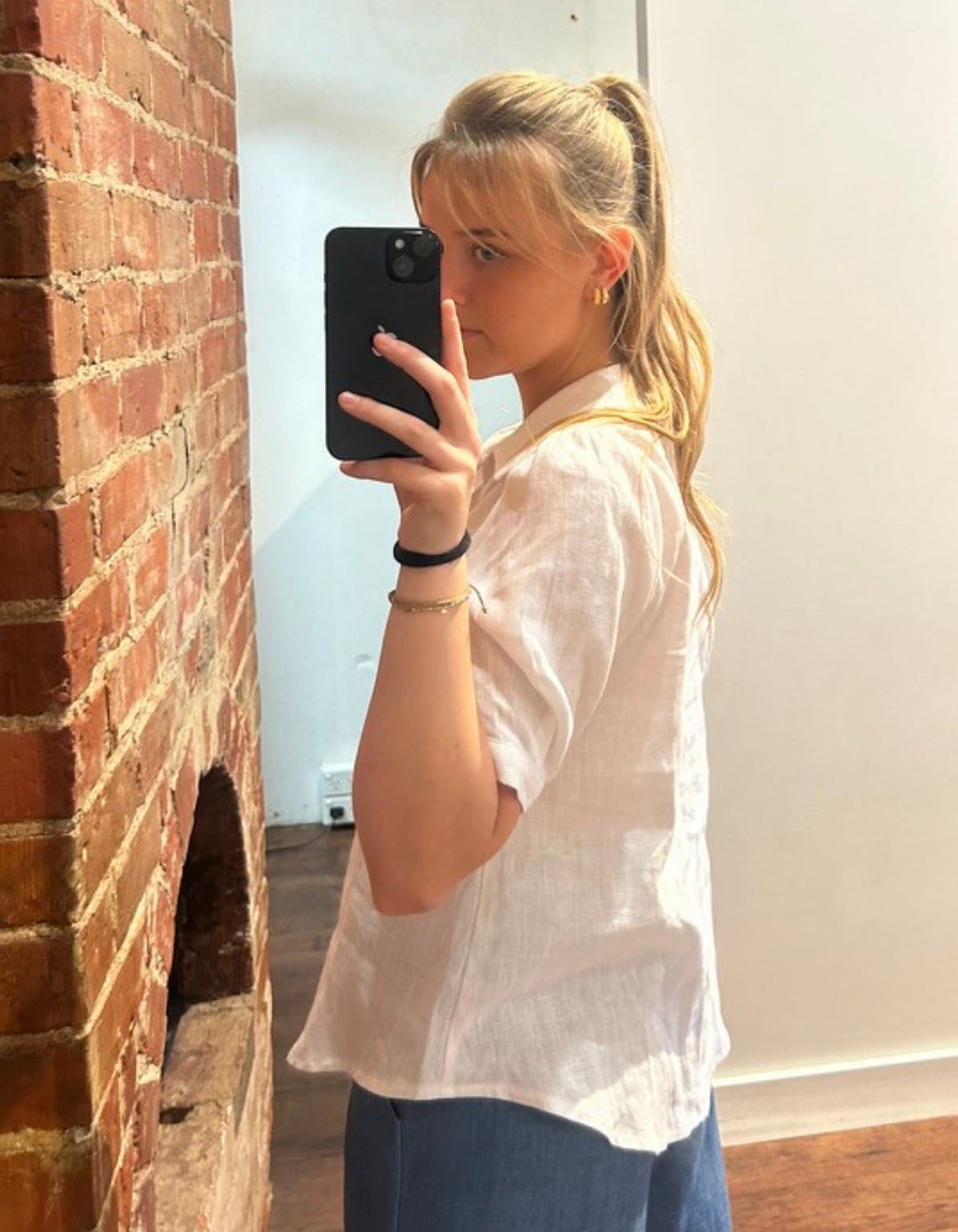 Vera Linen-Cotton Button Up Short Sleeve Top in White