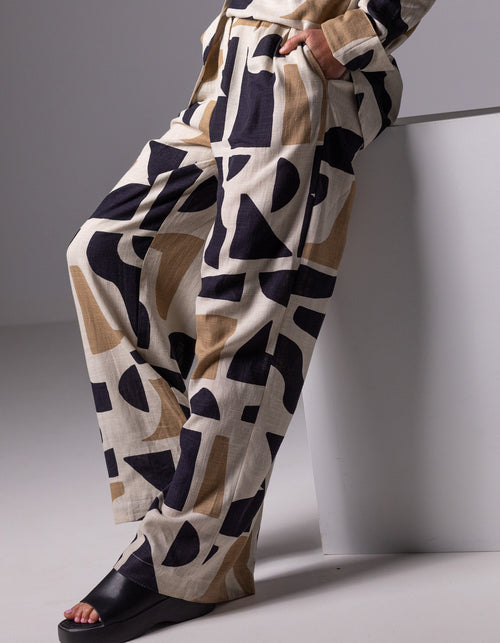 Casey Wide Leg Pants in Beige/Black Geo Print