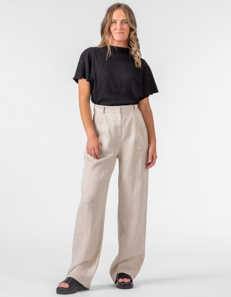 Venice Crinkle Short Sleeve Crop Top in Black