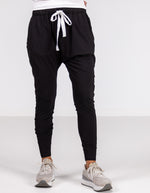 Kiera Cotton Jogger Pant in Black