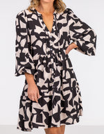 Tatum V Neck Geo Print Dress in Black/Beige