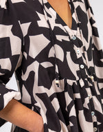 Tatum V Neck Geo Print Dress in Black/Beige