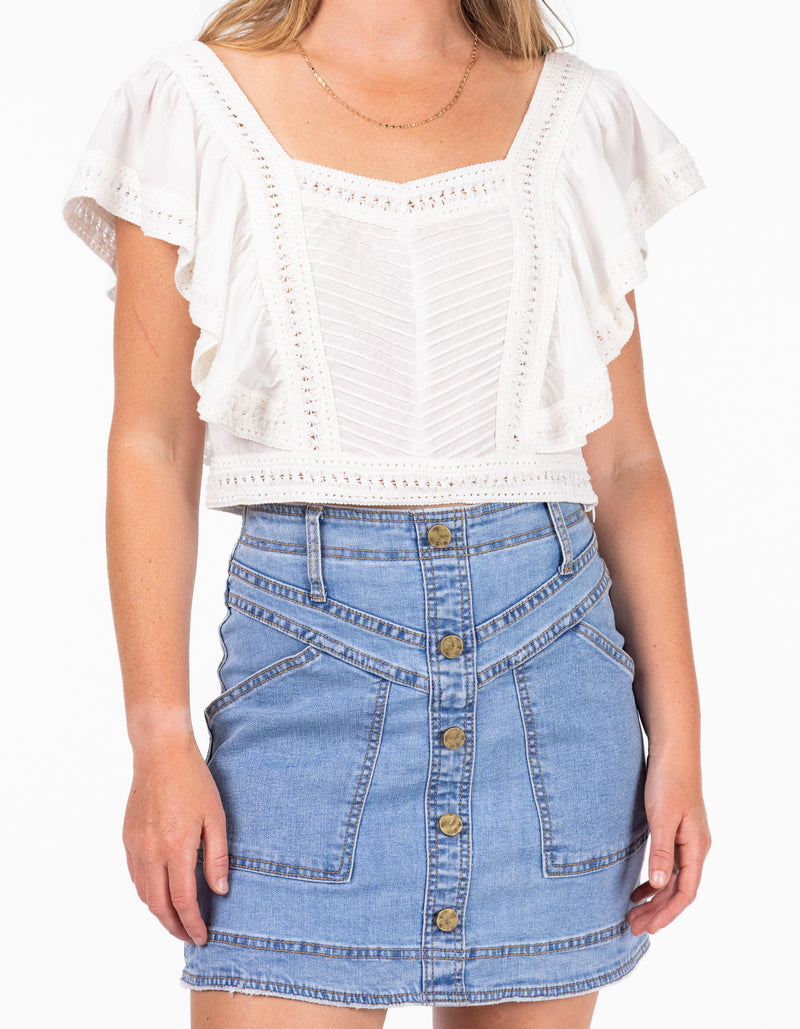 Shores Frill Sleeves Crop Top in White Cotton