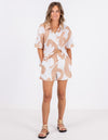Calypso Elastic Waist Shorts in Peach/White Print