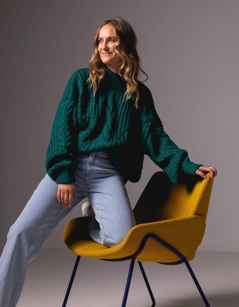 Jossy Cable Knit Jumper in Teal Green