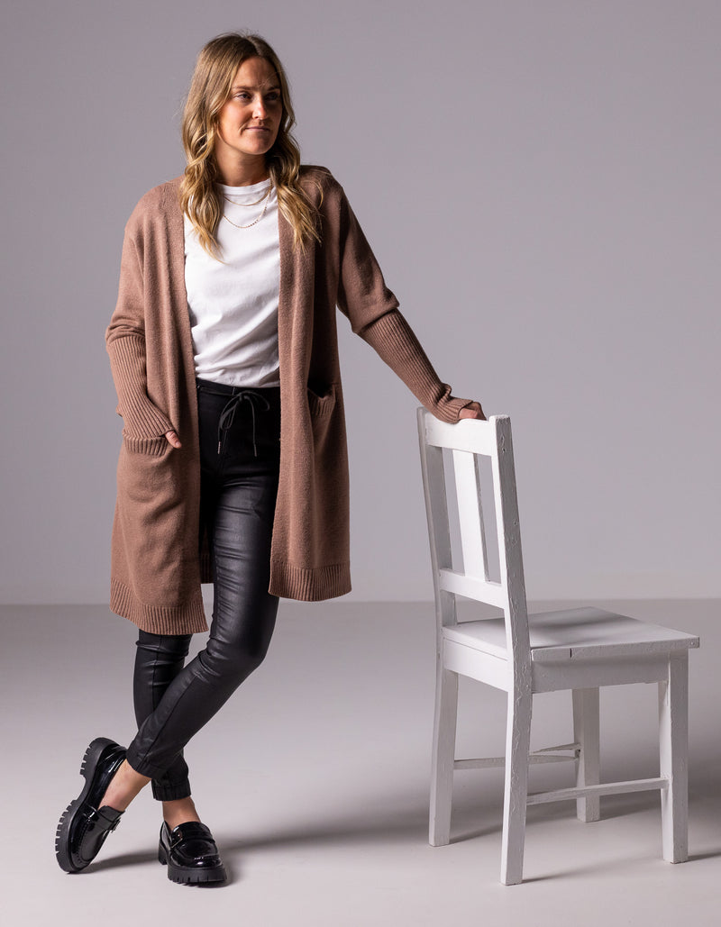 Chelsea Edge to Edge Cardigan with Pockets in Mauve
