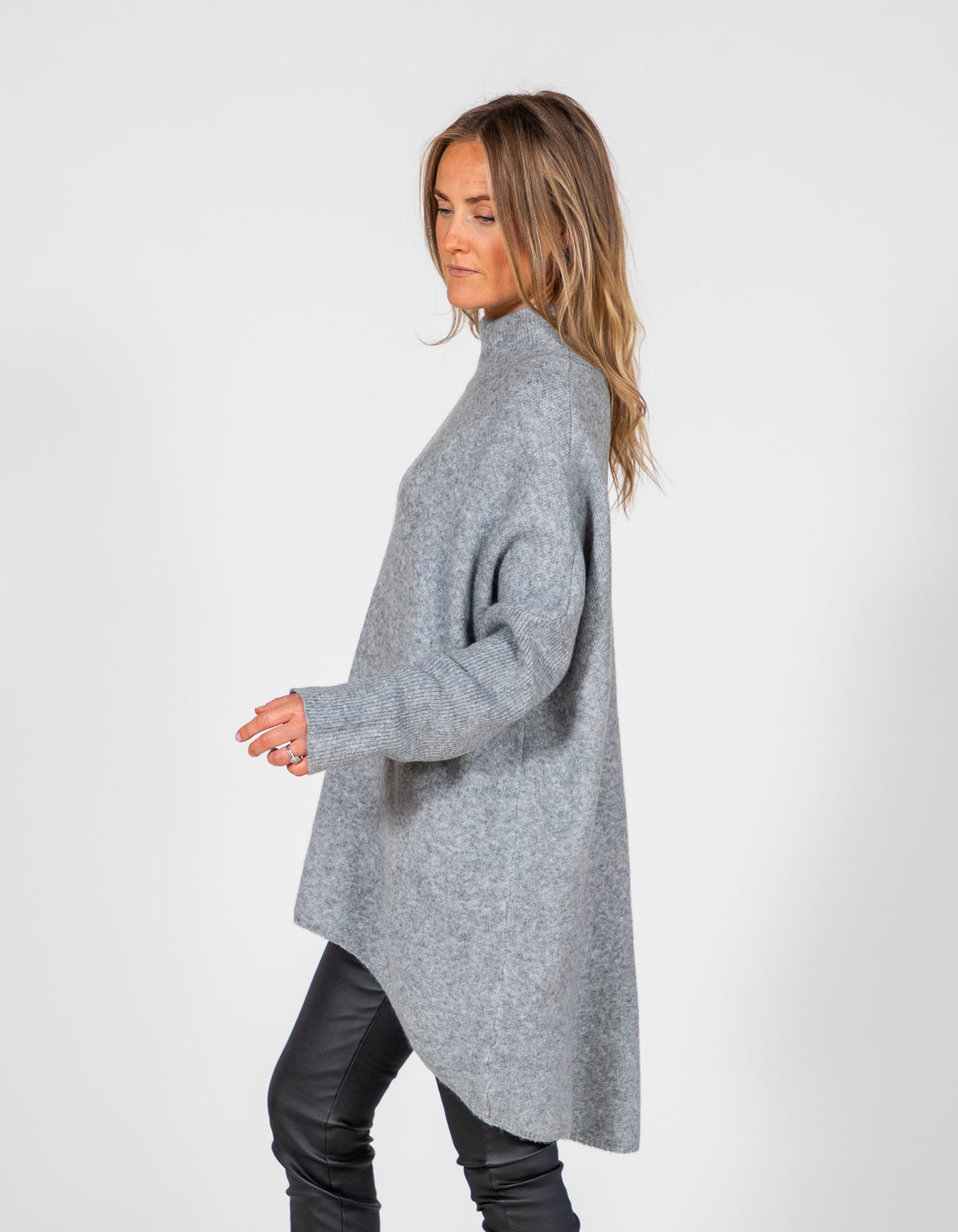 Kenzie Oversize Knit Jumper in Grey