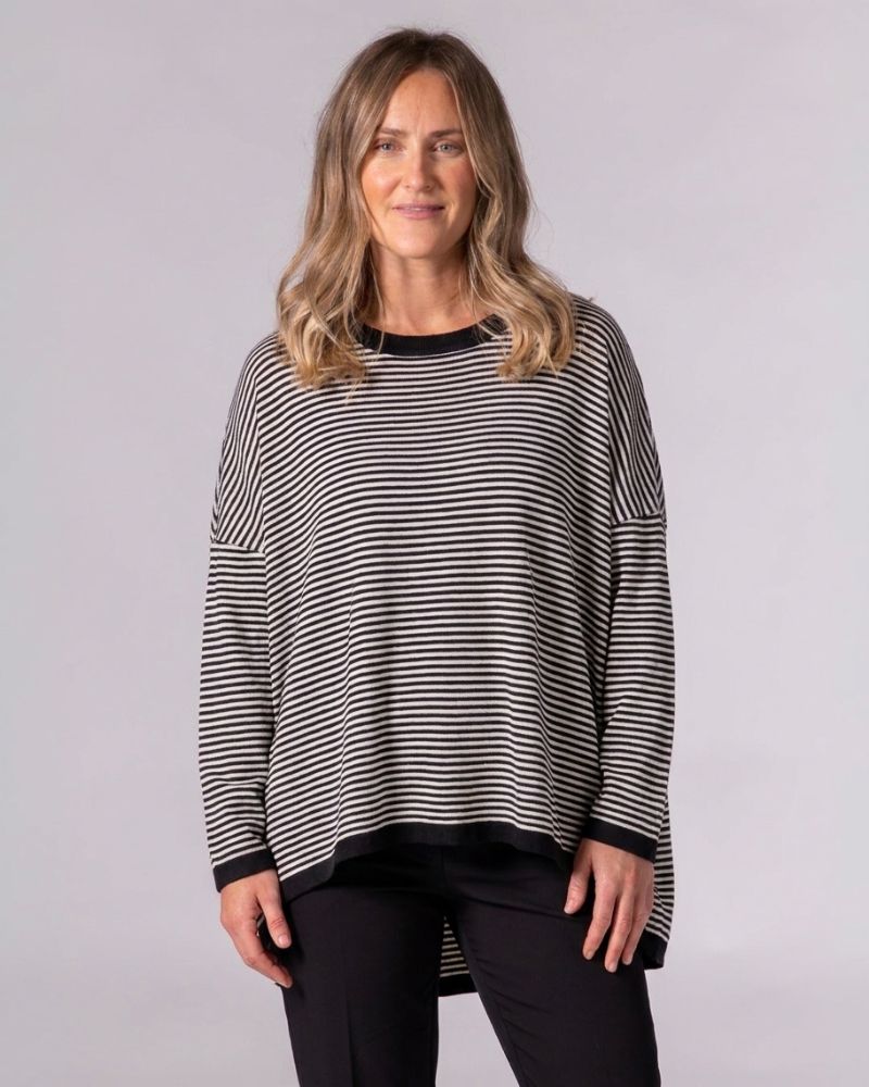 Hunter Crew Neck Oversize Jumper in Black/White Stripe