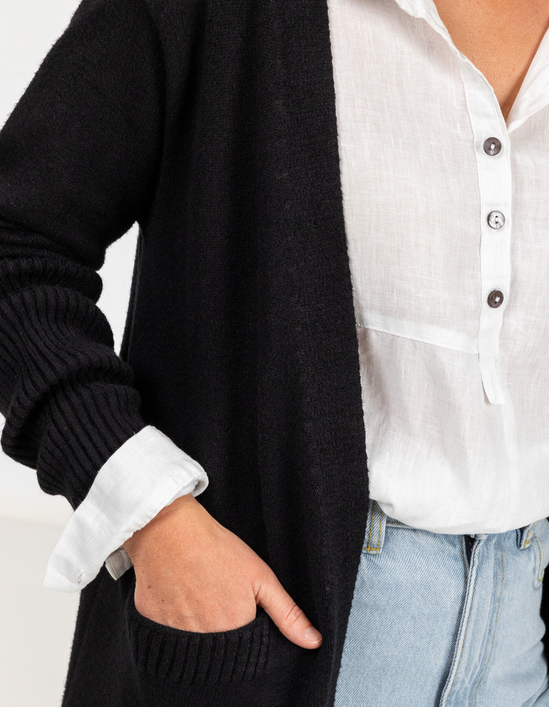 Chelsea Edge to Edge Cardigan with Pockets in Black