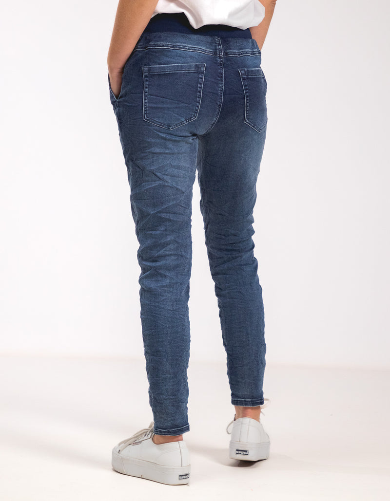 Riley Denim Jogger Pants in Blue Wash