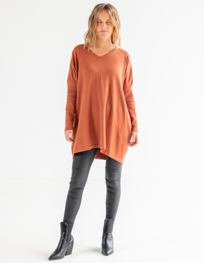 Agnes V Neck Oversize Knit Jumper in Rust
