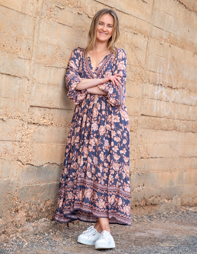 Raya V Neck Midi Dress in Navy/Peach Floral