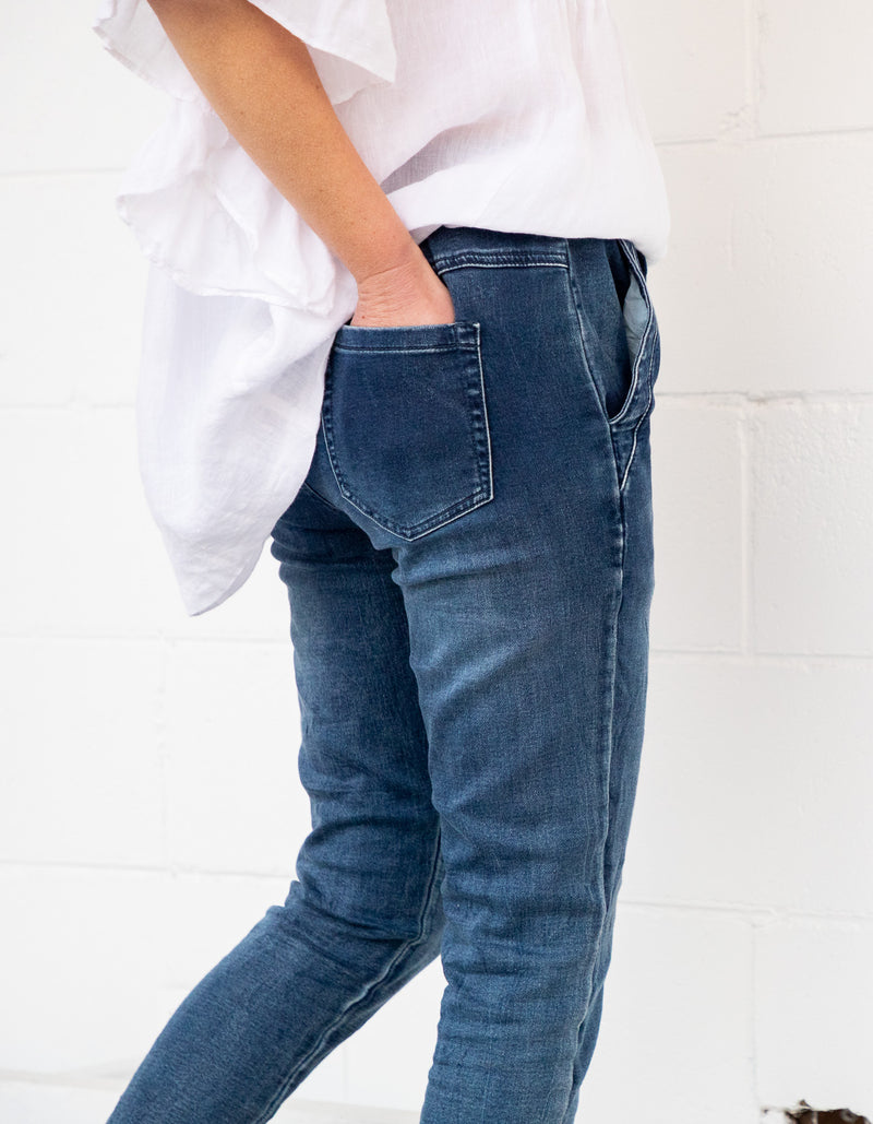 Riley Denim Jogger Pants in Blue Wash
