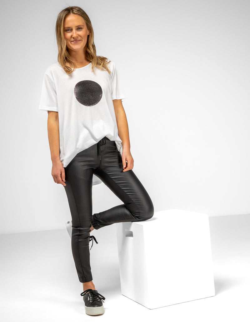 Ava Bamboo Cotton Sequin Circle Tee in White/Black