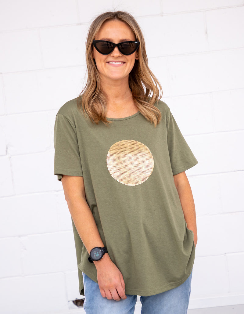 Ava Bamboo Cotton Sequin Circle Tee in Olive/Gold