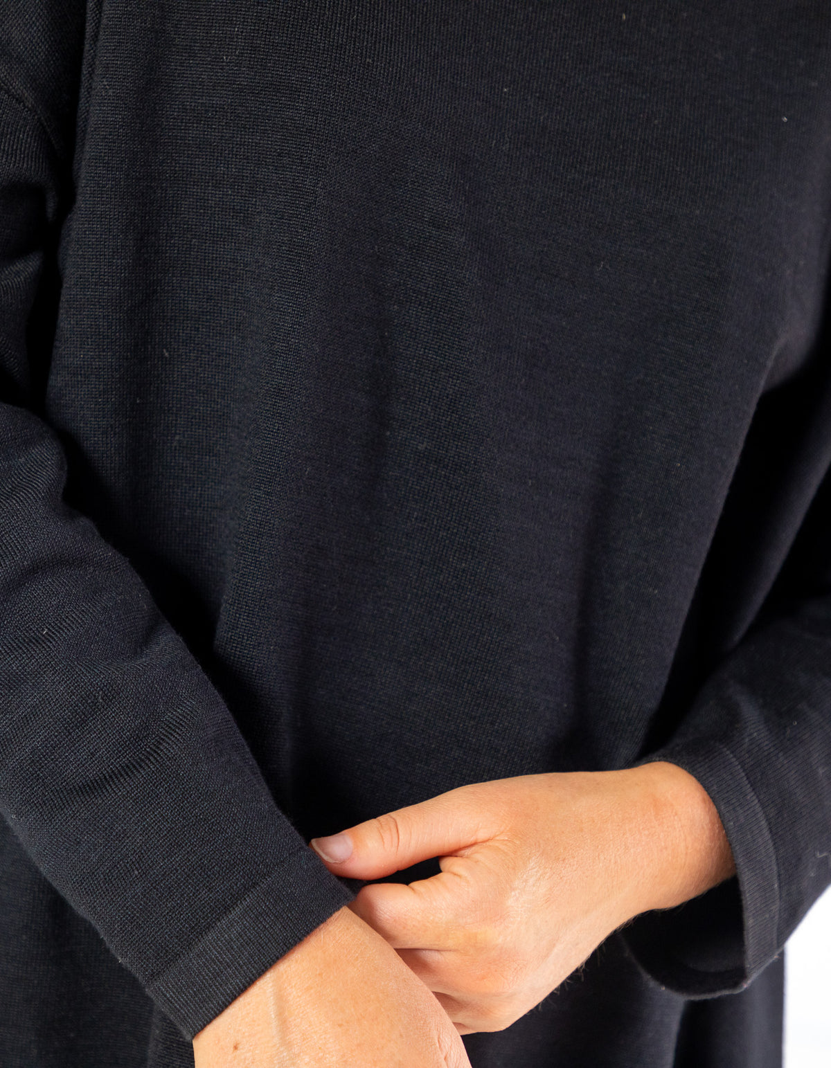 Elle Crew Neck Oversize Knit Jumper in Black