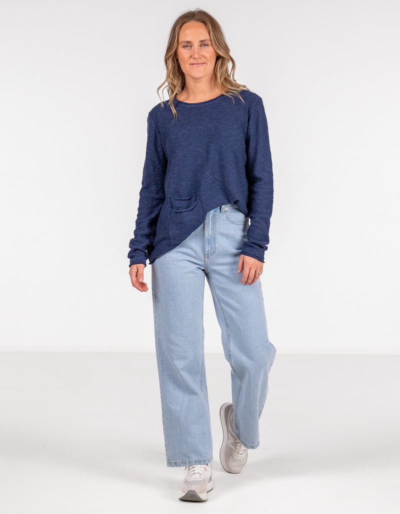 Lennon Long Sleeve Rolled Edge Top in Navy Linen