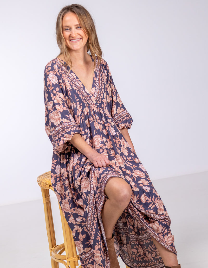 Raya V Neck Midi Dress in Navy/Peach Floral