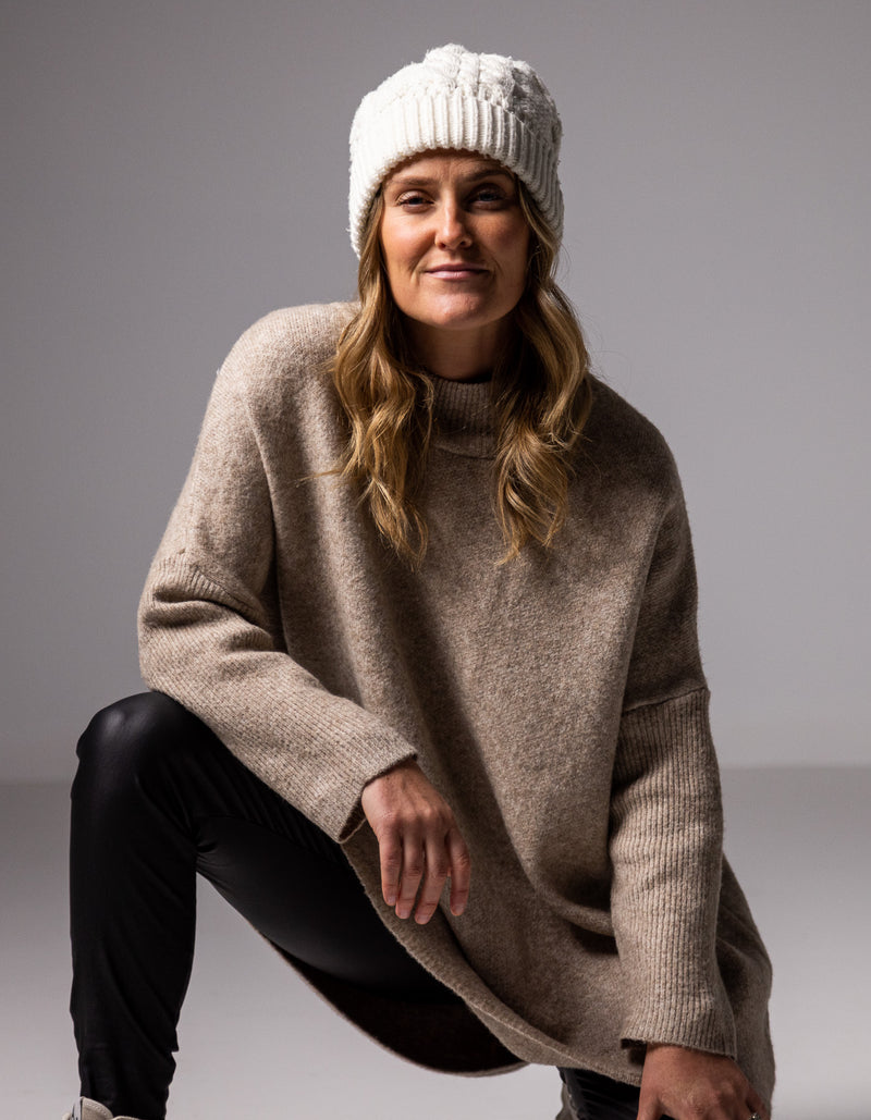 Kenzie Oversize Knit Jumper in Beige