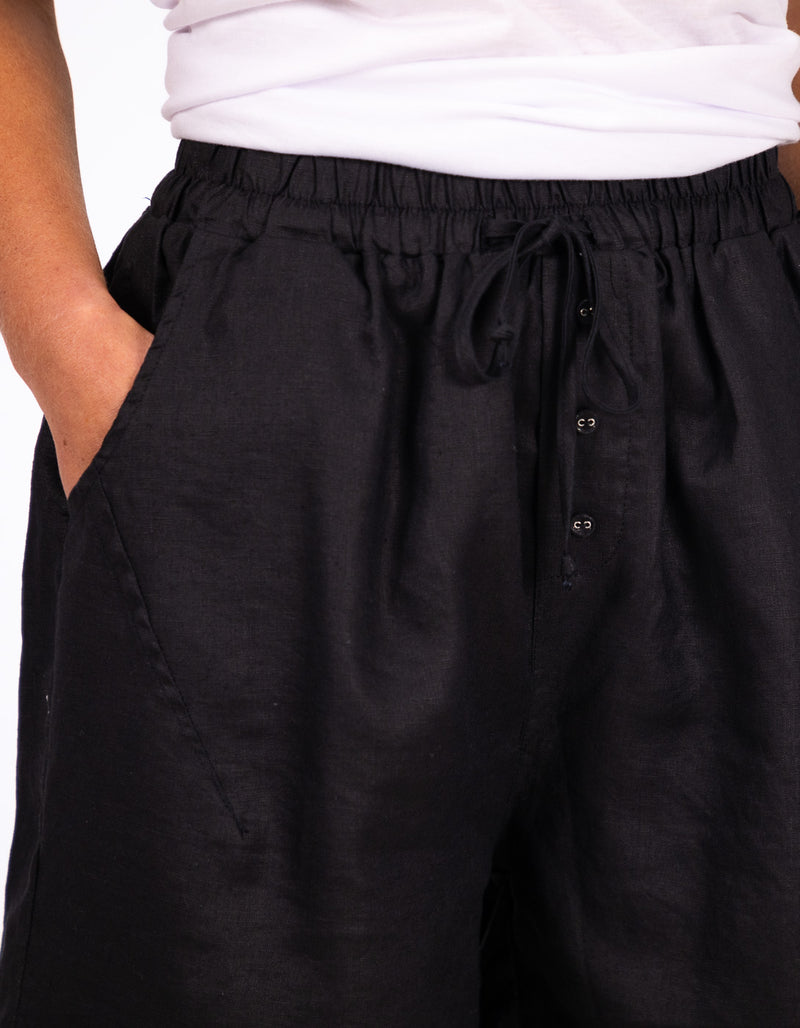 Nikki Elastic Waist Shorts in Black Linen